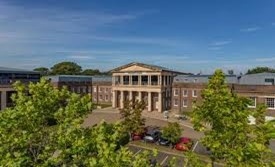 𝗨𝗡𝗜𝗩𝗘𝗥𝗦𝗜𝗧𝗬 𝗢𝗙 𝗖𝗛𝗘𝗦𝗧𝗘𝗥